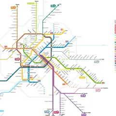 Mappa della metro di Roma con linee, stazioni e fermate.