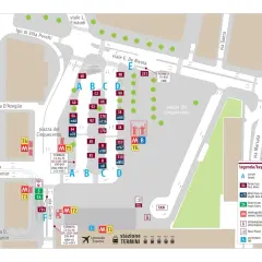 La mappa mostra quante uscite ha la stazione Termini, con fermate bus, metro e tram contrassegnate da lettere e numeri.