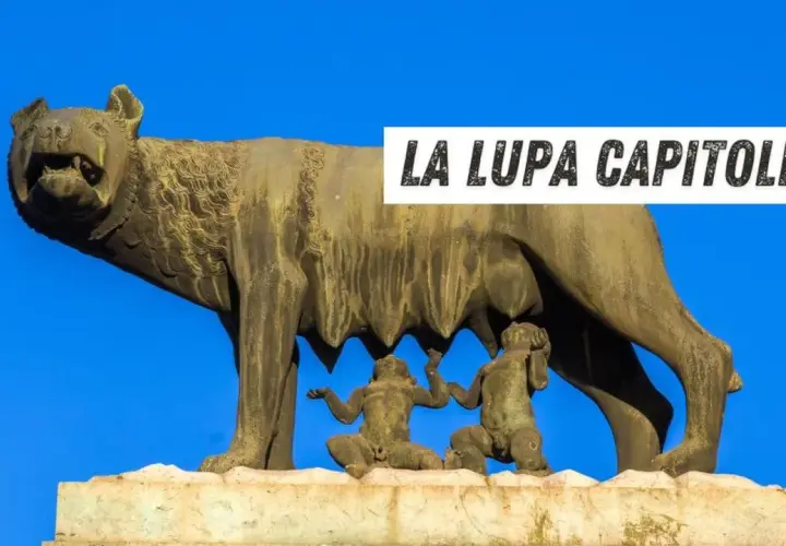 La Lupa Capitolina, simbolo di Roma, allatta Romolo e Remo. La statua si trova in Campidoglio.