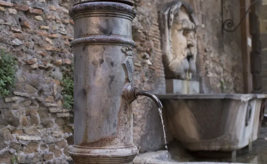 Nasoni romani - Guida completa alle fontanelle di Roma