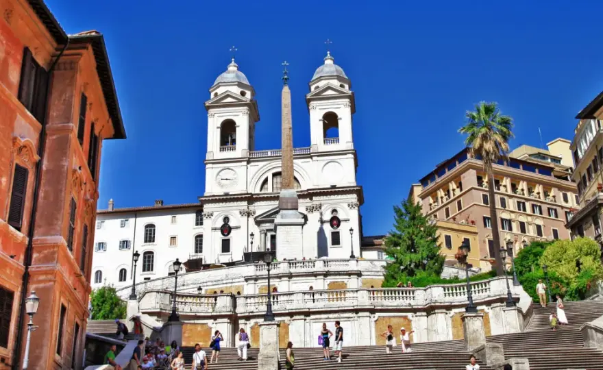 Trinità dei Monti - Cosa vedere e la sua vera storia