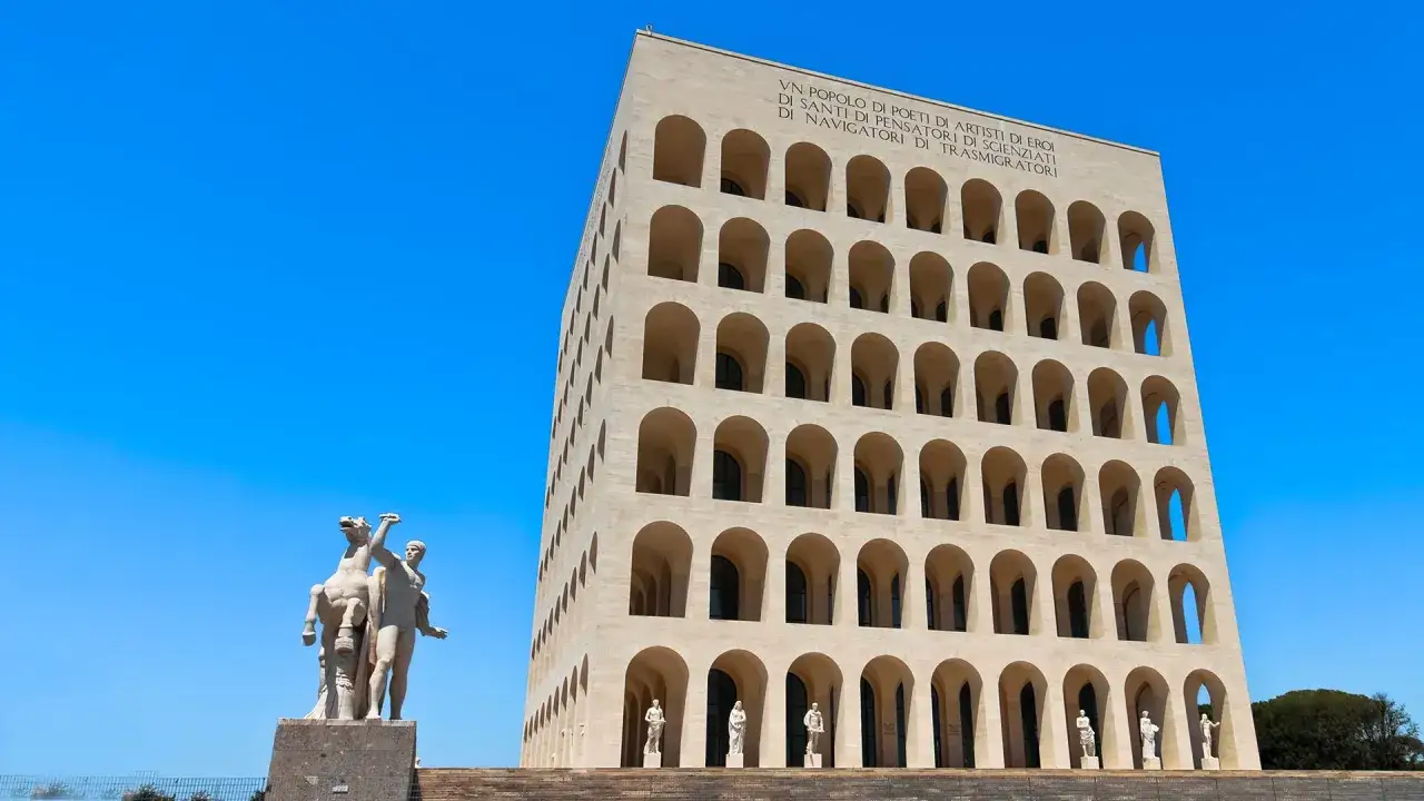 Il Palazzo della Civilt&agrave; Italiana, noto come 