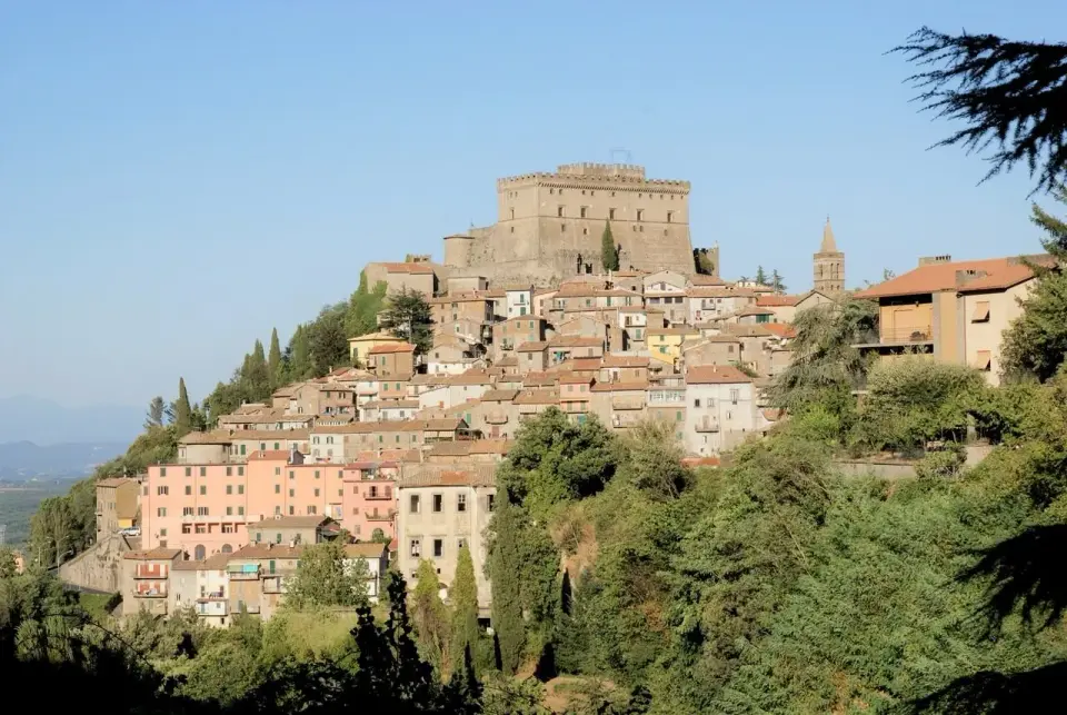 Cosa vedere vicino a San Pietro? Itinerario senza fretta